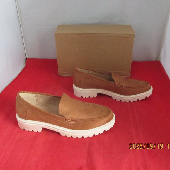 Journee Collection Women's Erika Slip-On Loafers $100 - US Size 8 N - Tan - 1351 - Picture 1 of 13